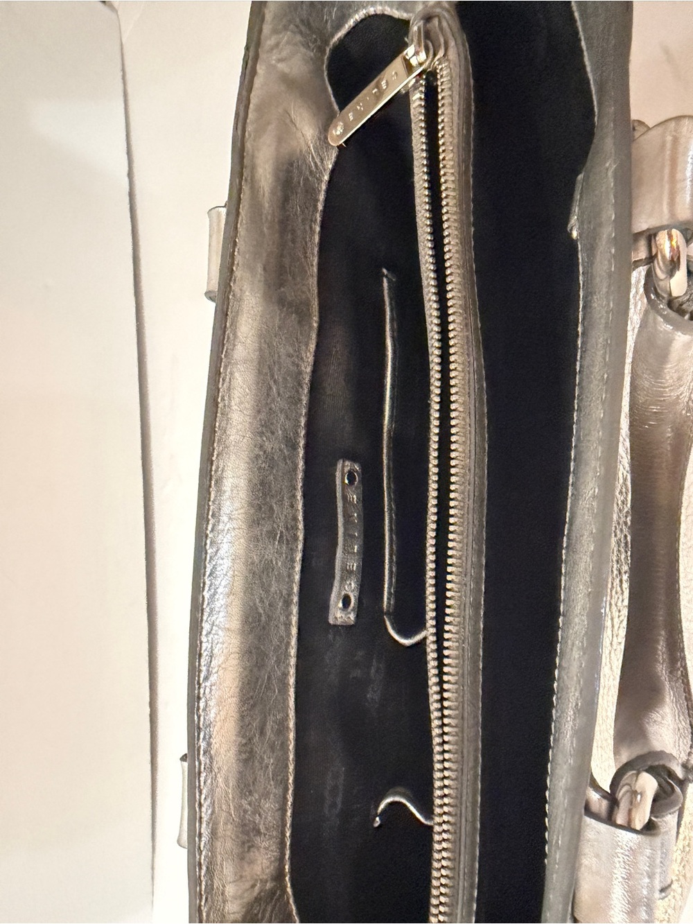 Celine Metallic Silver Pebbled Leather Boogie Tote - Picture 15 of 16